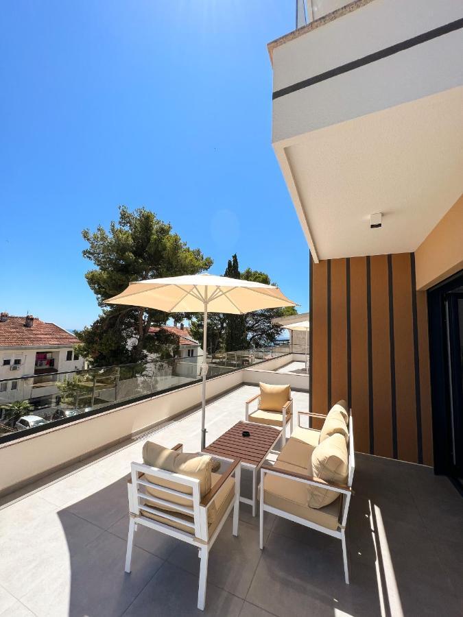 Square Residence Ulcinj Buitenkant foto