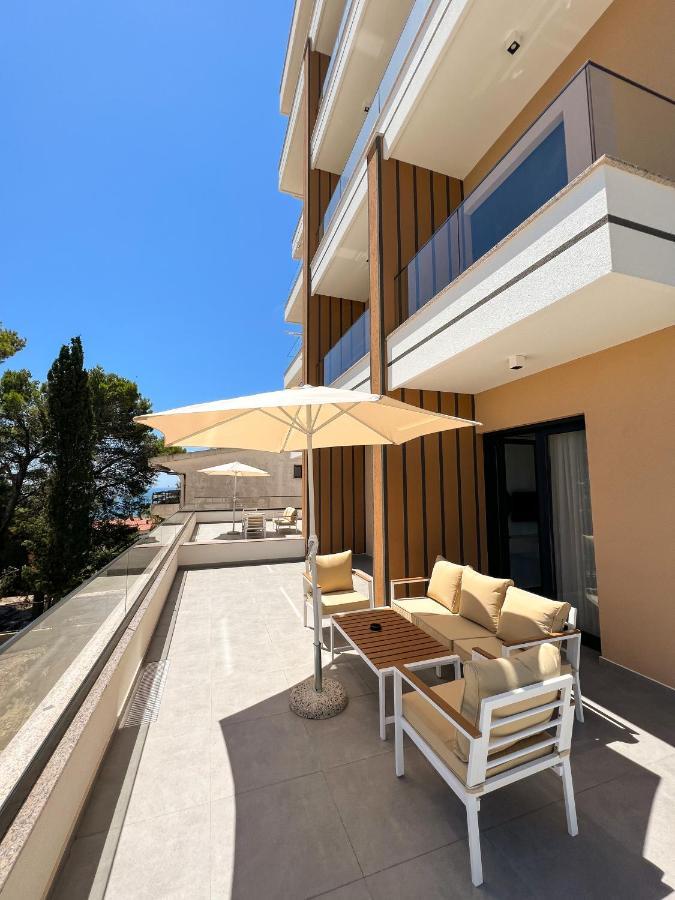Square Residence Ulcinj Buitenkant foto